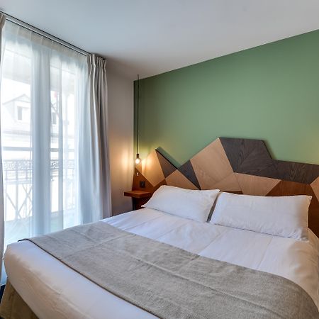 Wit Hotel Paris Bagian luar foto