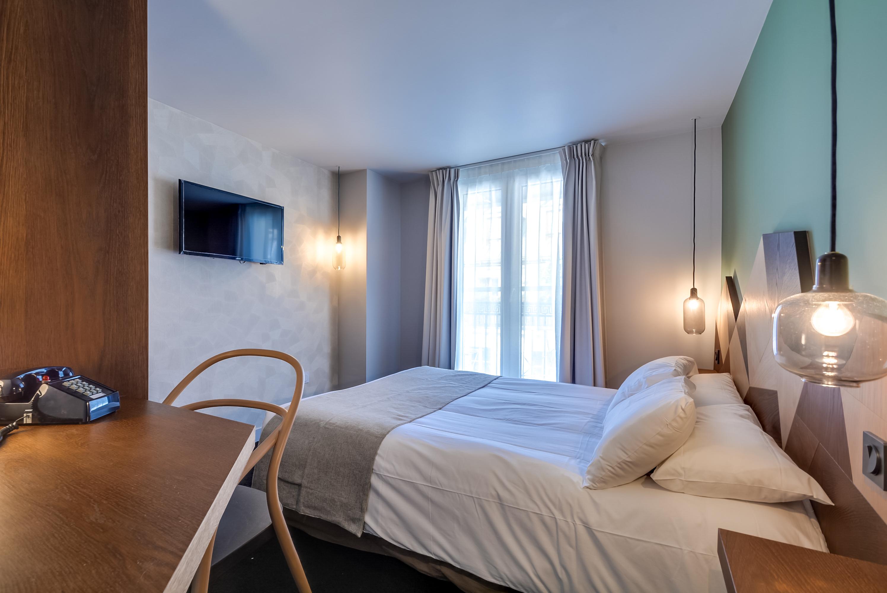 Wit Hotel Paris Bagian luar foto